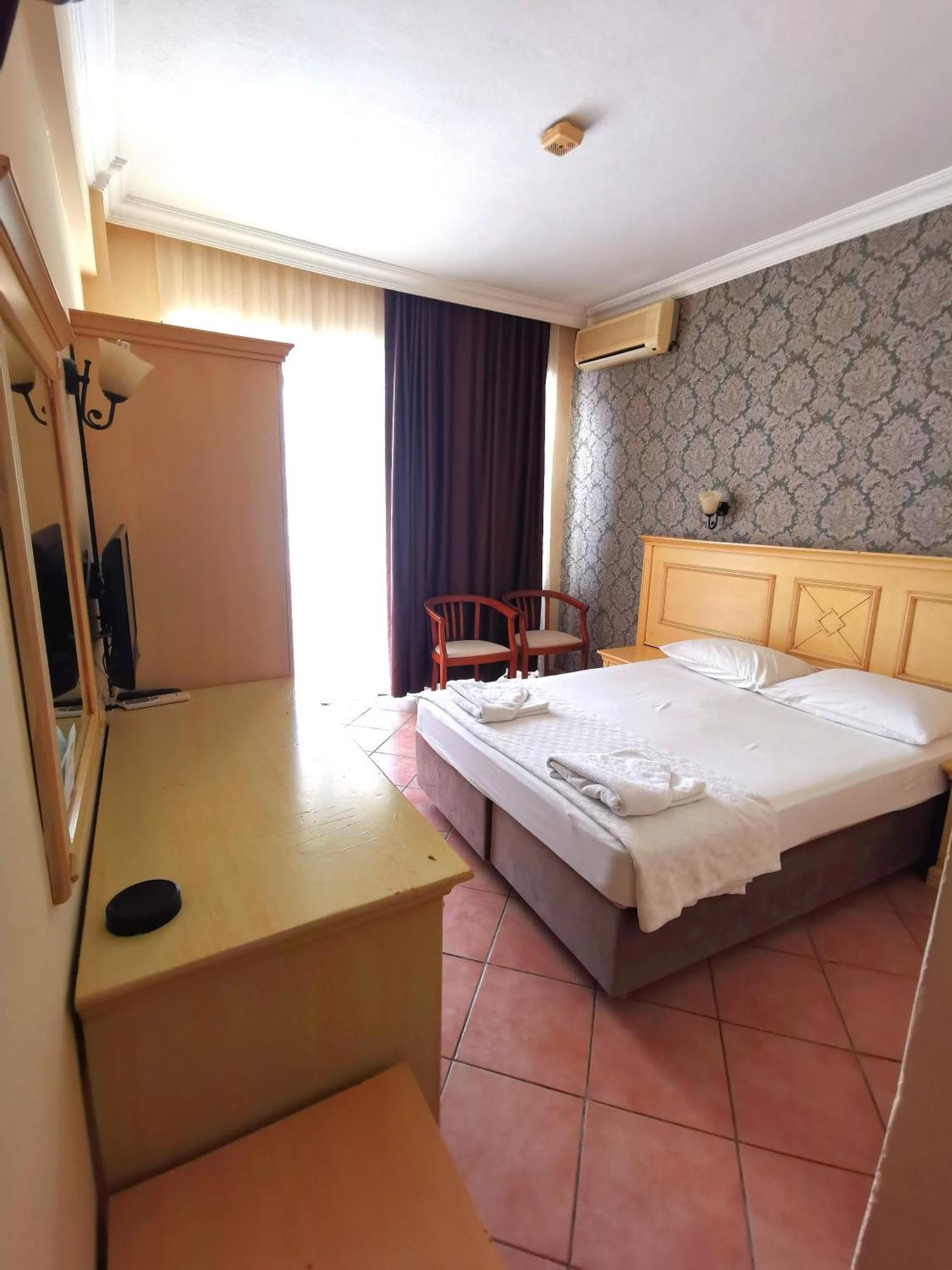Intermar Hotel Marmaris Buitenkant foto