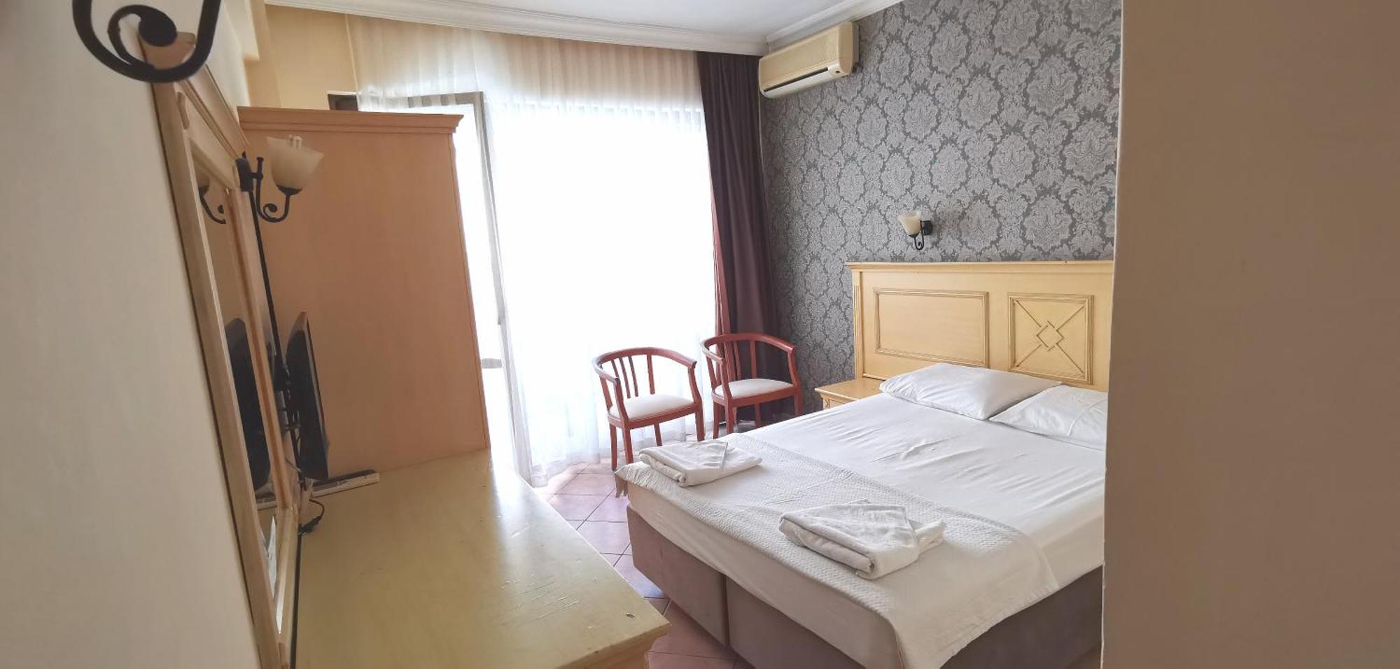 Intermar Hotel Marmaris Buitenkant foto