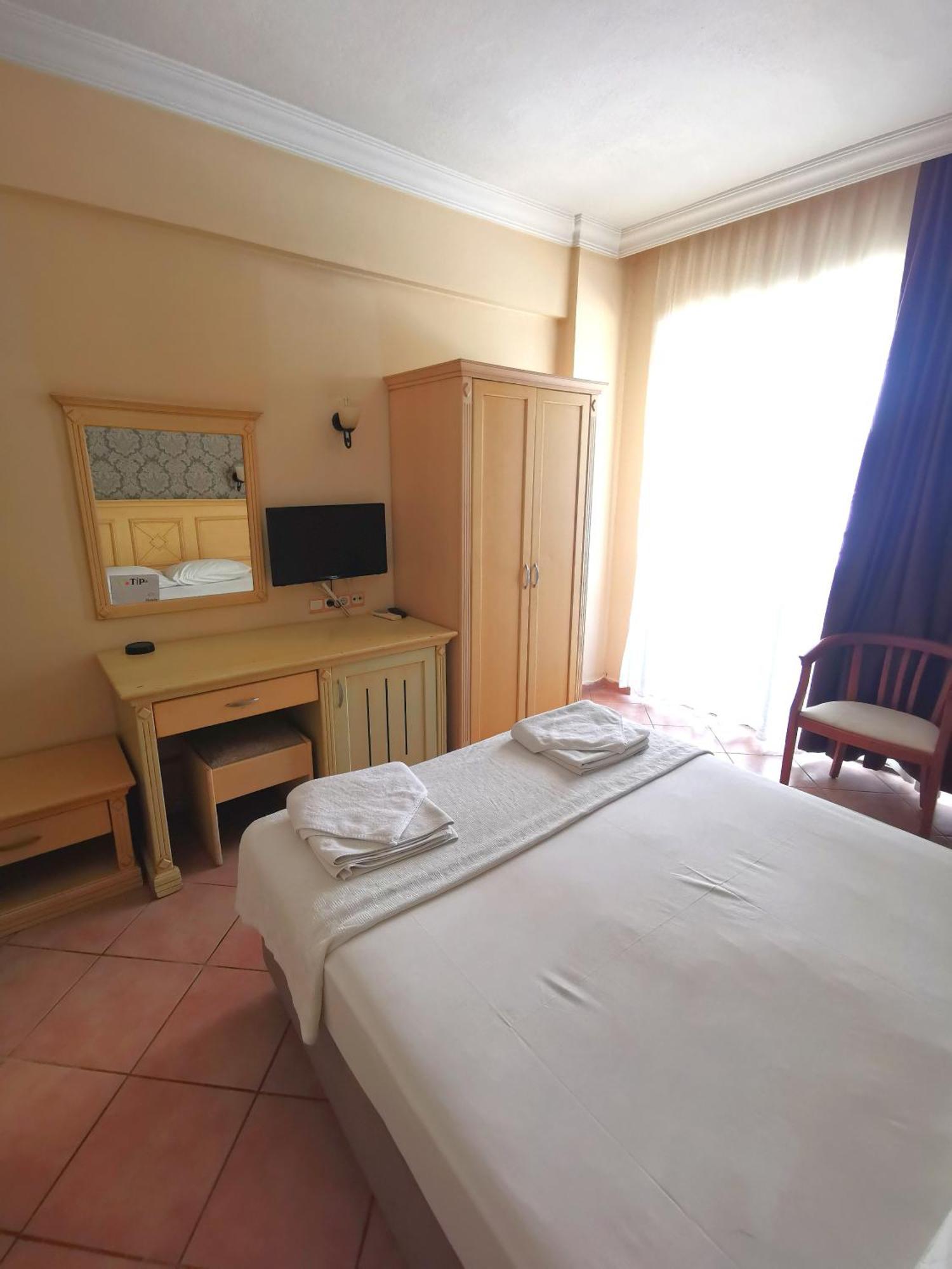 Intermar Hotel Marmaris Buitenkant foto
